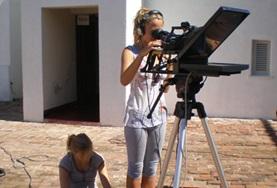 Volunteer Jamaica A professional Journalist volunteers on our intership placement in Jamaica in the field of video journalism.